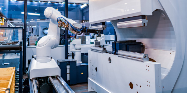 Células Robotizadas les Piles · Celdas Robóticas para Procesos Industriales