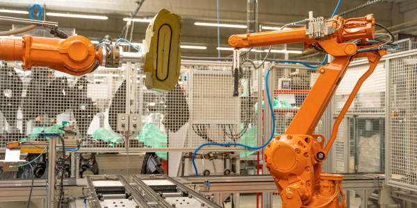 Robots Industriales / Robotización / Cobots Vallmoll · Brazo Robótico Industrial